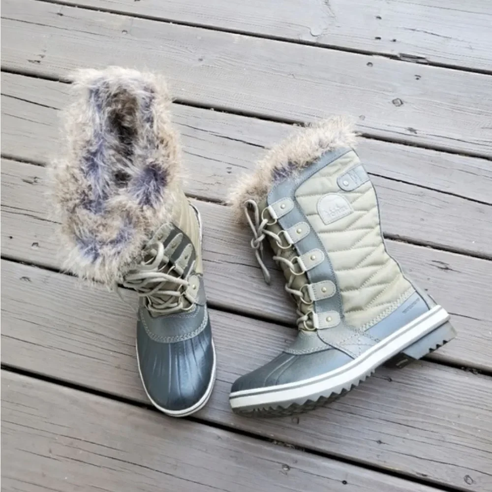 Sorel Tofino II Waterproof Insulated Olive Green Faux Fur‎ Cuff Winter Boots 9
